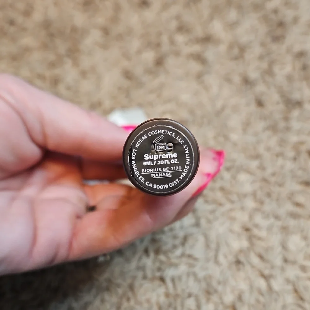 Kosas 10 Second Eyeshadow In The Shade Supreme
